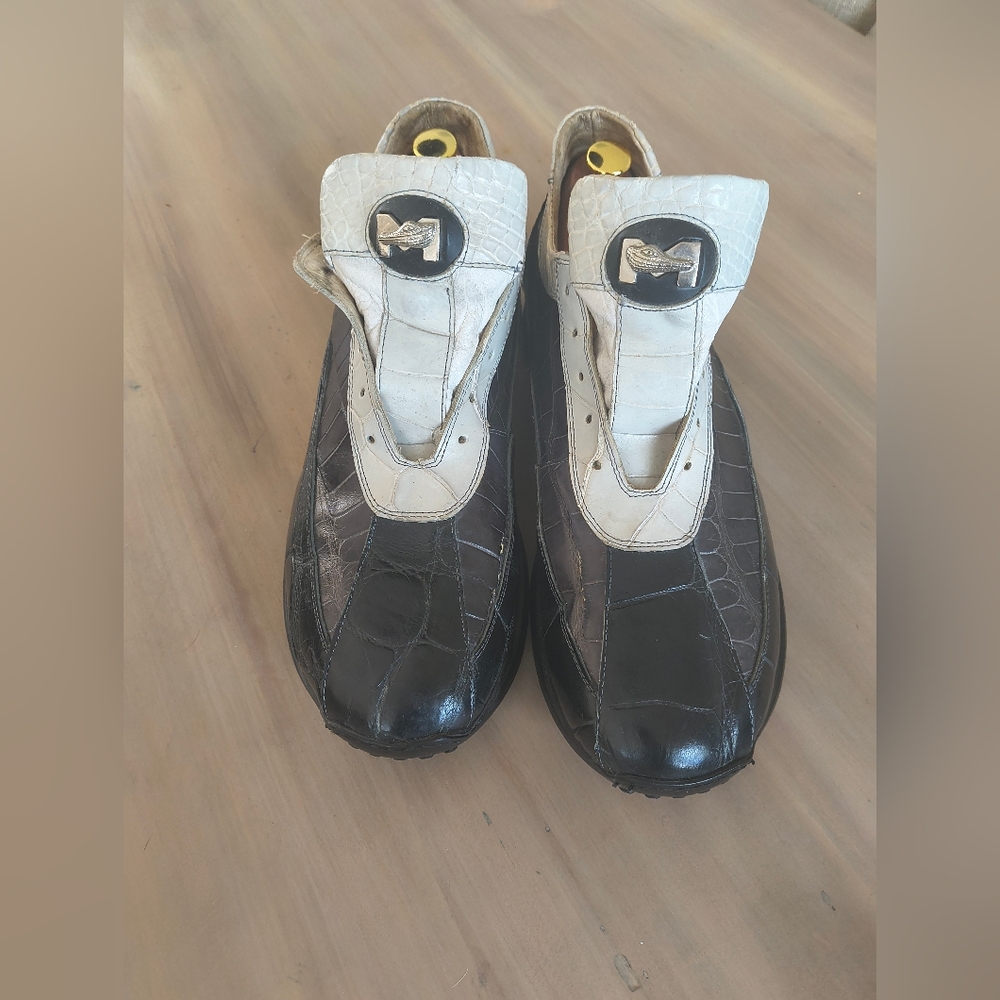 Mauri Black and White Crocodile Pattern Sneakers